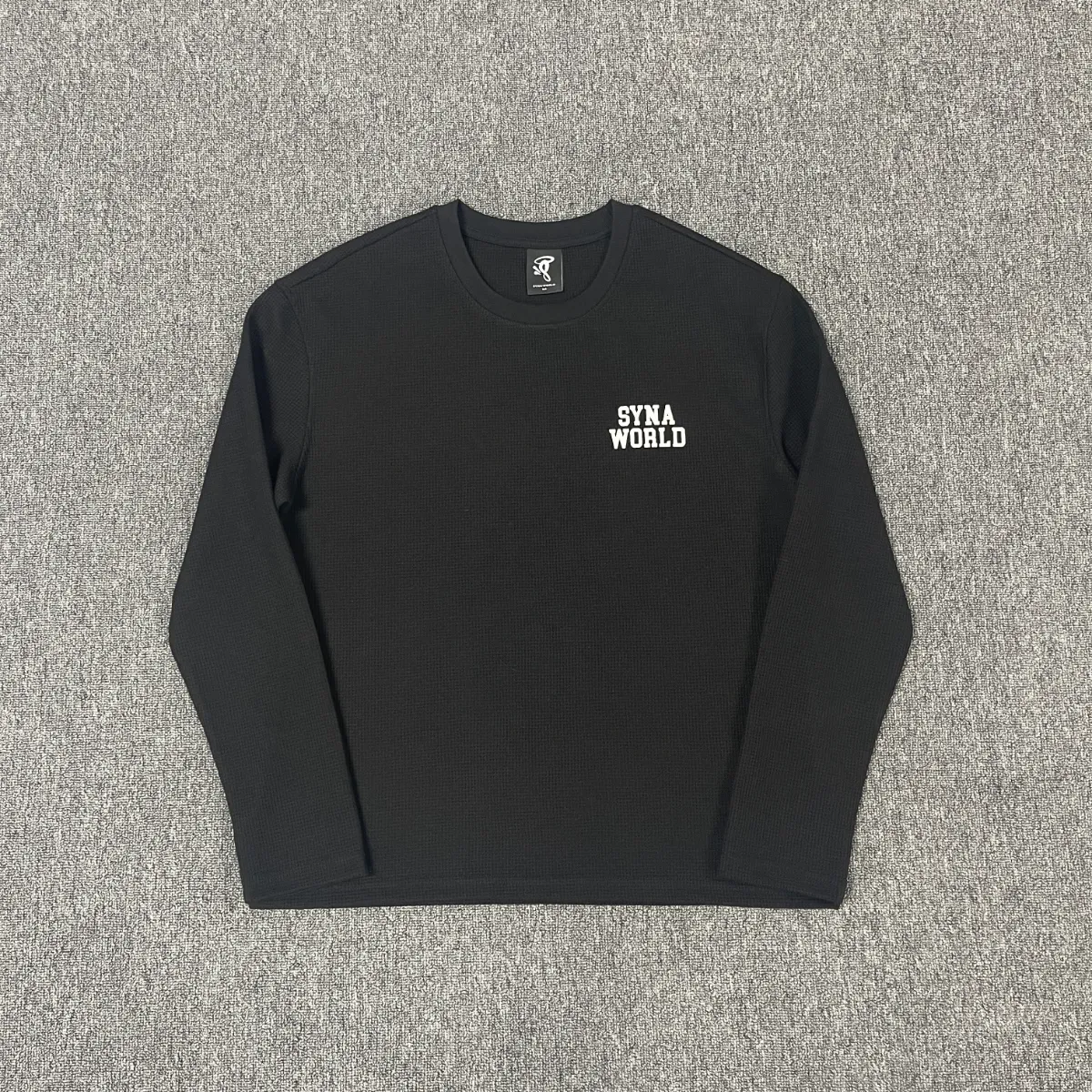 Syna World Back Knitwear · Syna World