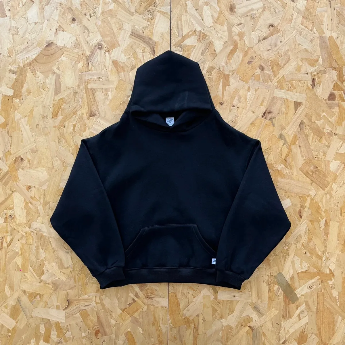 Akimbo Hoodie · Akimbo