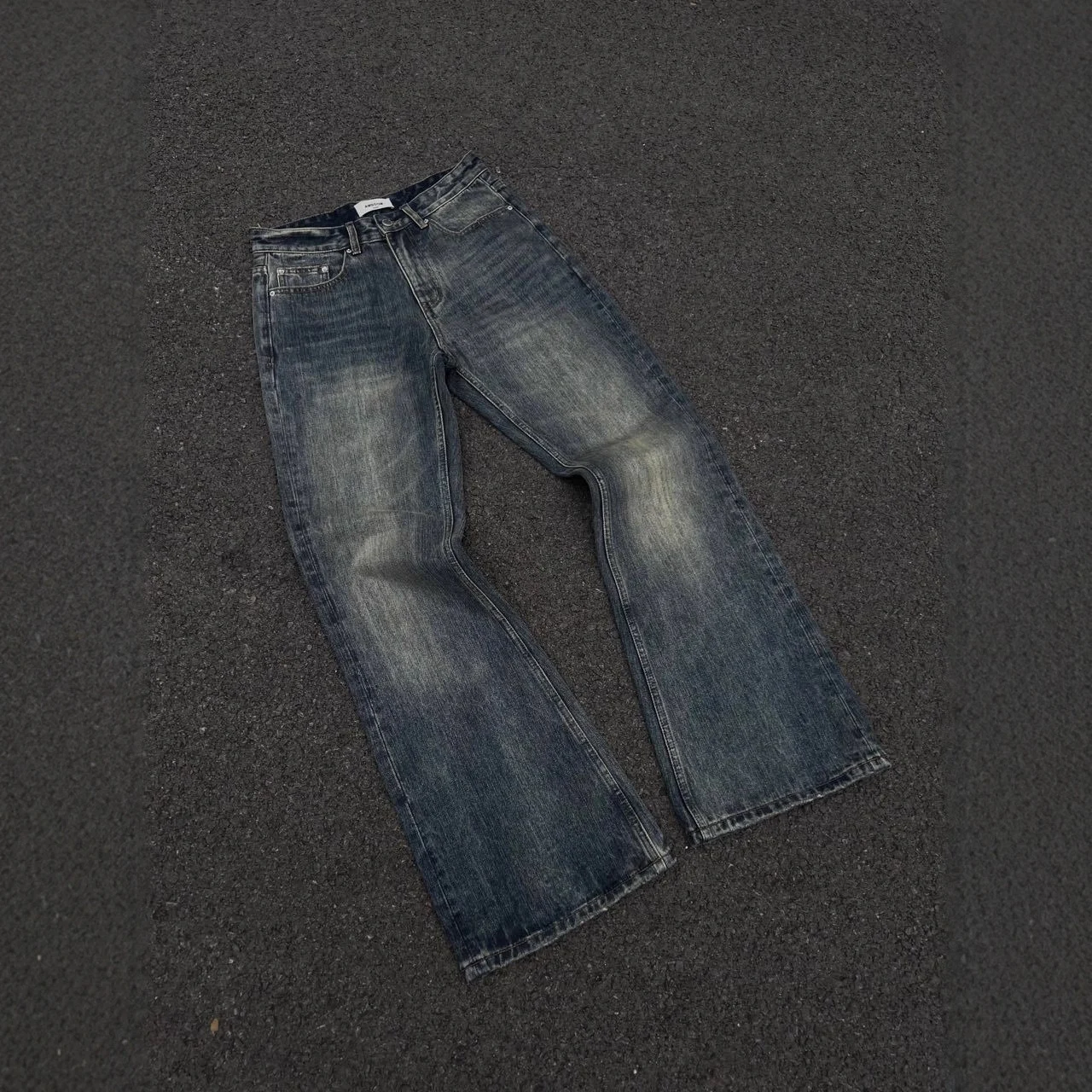 Flared Jeans