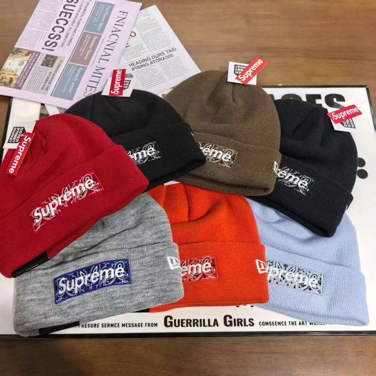 Supreme Beanie · Supreme