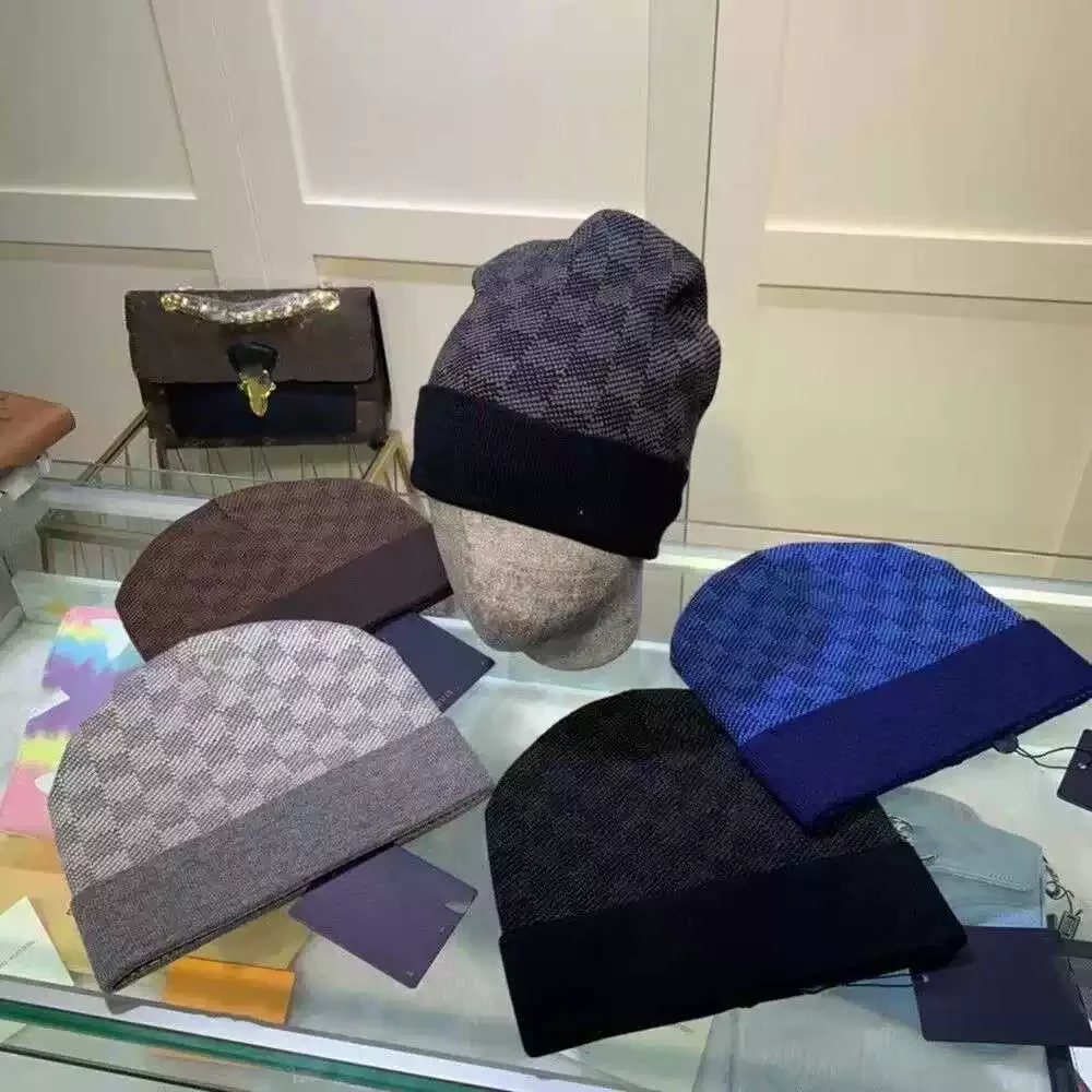 Louis Vuitton Damier Beanie · Louis Vuitton