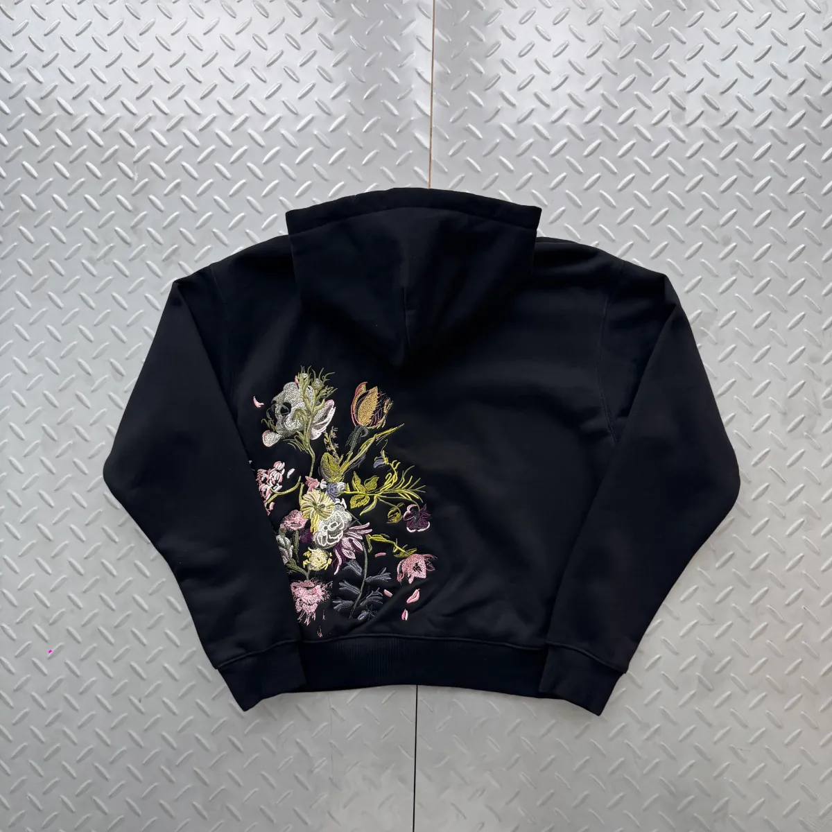 Derschutze Black Floral Embroidered Hoodie · Derschutze