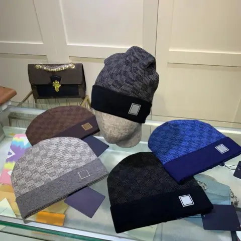 Louis Vuitton Damier Beanie · Louis Vuitton