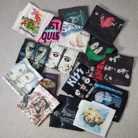 Vintage Music and Graphic T-Shirts