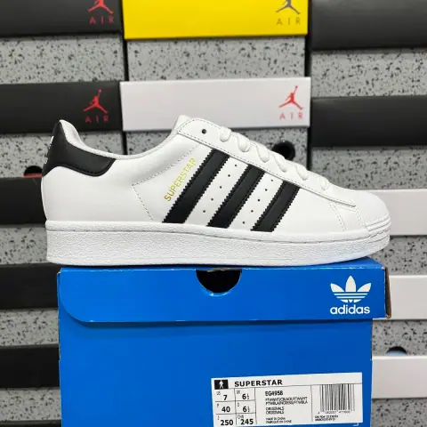 Adidas Superstar ST W · Adidas