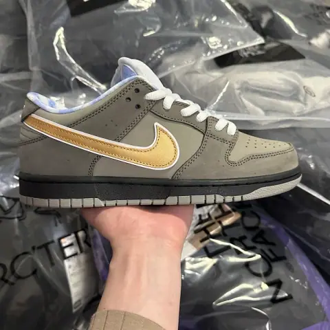 Nike SB Dunk Low · Nike