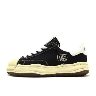 Maison Mihara Yasuhiro Blakey Sneakers Black and Cream · Maison Mihara Yasuhiro