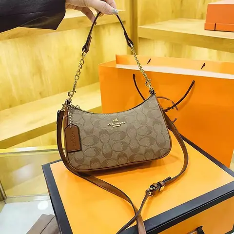 Coach Signature Shoulder Bag · Coach