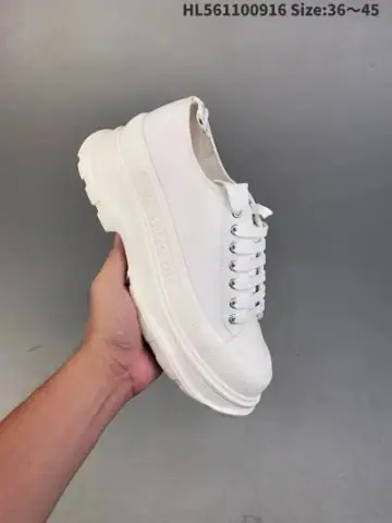 Alexander McQueen Sneaker · Alexander McQueen